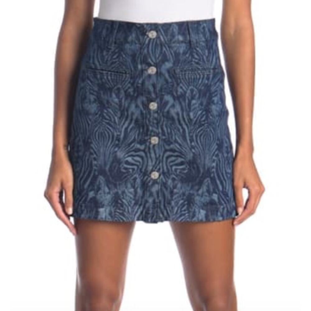 7 for All Mankind NWT Printed Button Down Denim Mini Skirt // 31